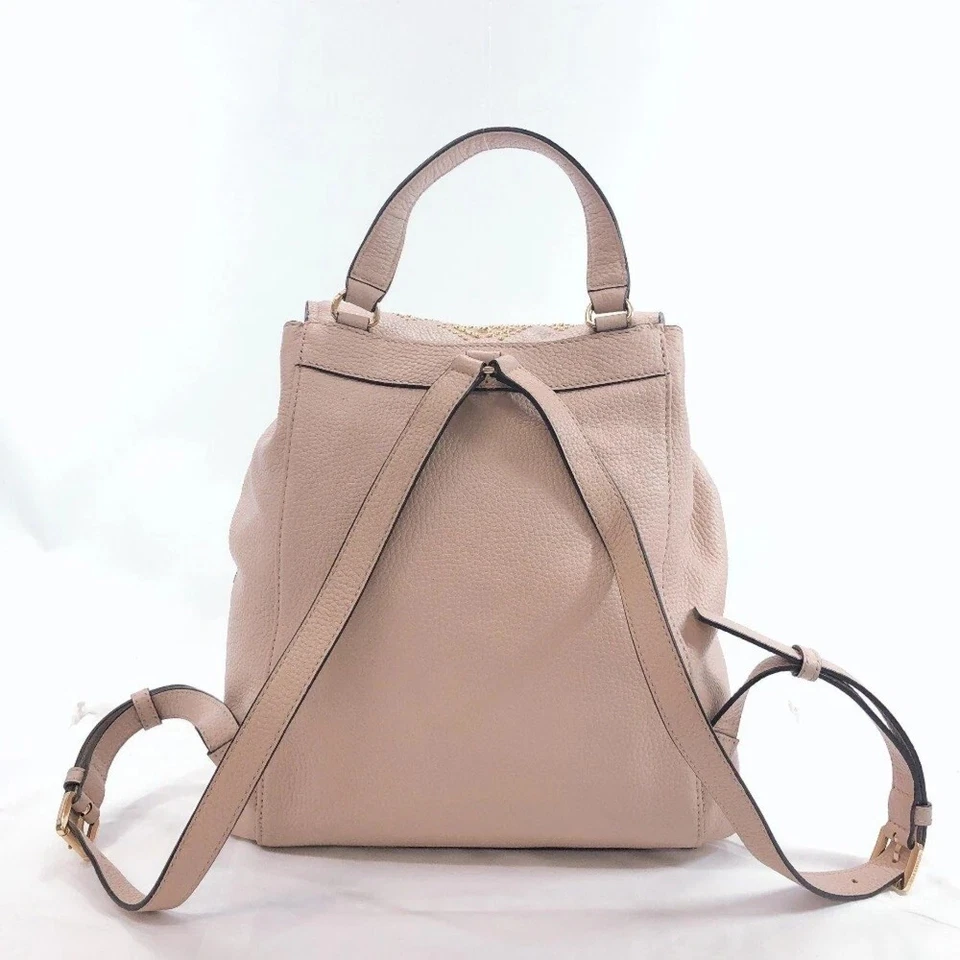 Mochila Michael Kors Riley Grande Lt Rosa Beige Cuero Guijarro Dorado Tachonado Foto 2 de 4