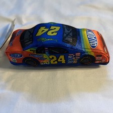 Jeff Gordon 24 Dupont NASCAR 1998 Speedie Beanie Plush Toy