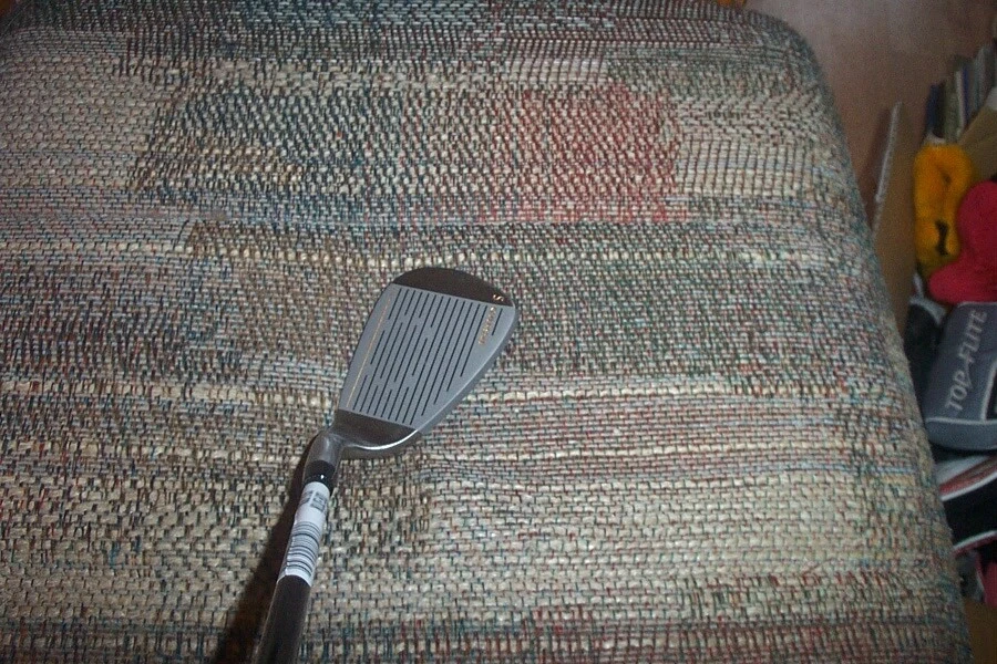 BRAND NEW Spalding Tour Edition Sand Wedge SW Graphite shaft RH - Image 3 of 3