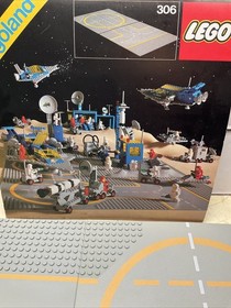 Lego Space 306  - Two Lunar Landing Plates (1983) With Original Box Wrap