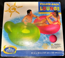 Rare PINK Intex The Wet Set Pillow Back Lounge Pool Float 2009 54"x48" #58889E