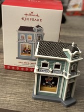 2017 Hallmark Keepsake Korners Christmas Ornament Hall Bro's Card Shop MM29
