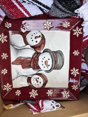 ST. NICHOLAS SQUARE YULETIDE SNOWMAN DINNER PLATE(S)