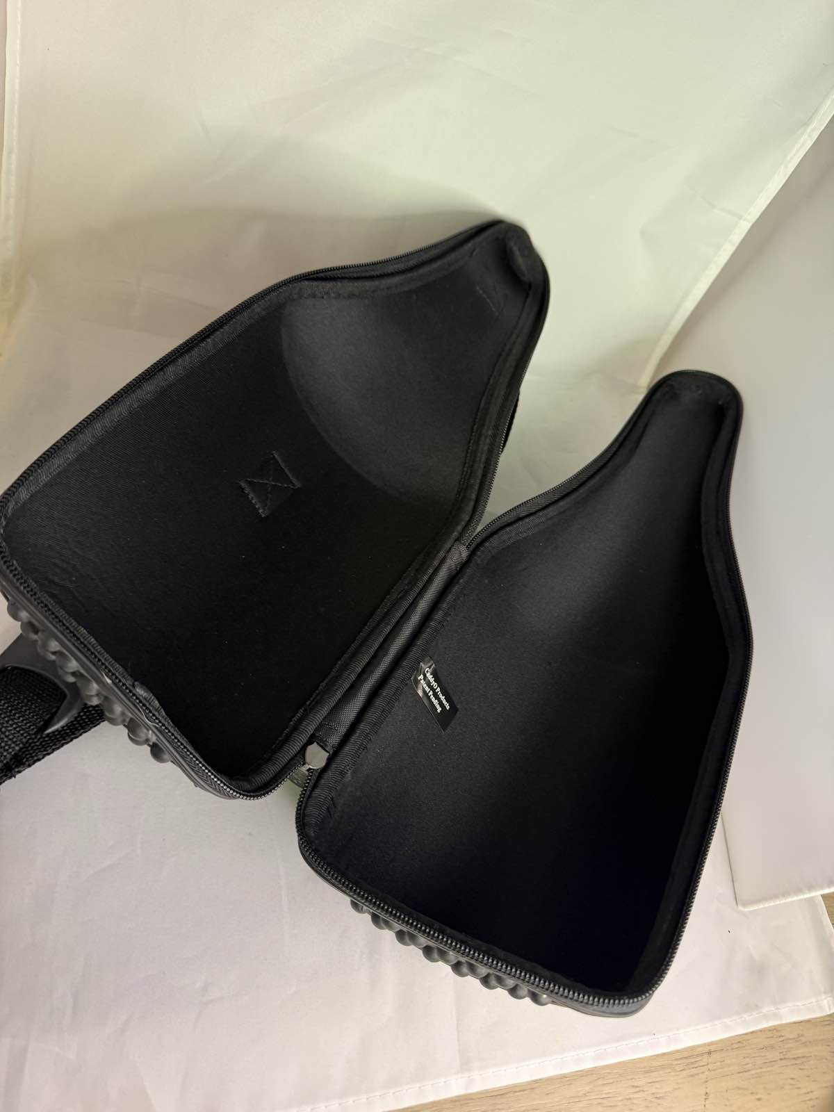 Caddy O Wine Insulated Burgundy Bottle Carrier