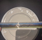Royal Doulton “Ravenswood” Dinner Plate Fine Bone China ~10 5/8 Inches EUC H5008 — photo 6