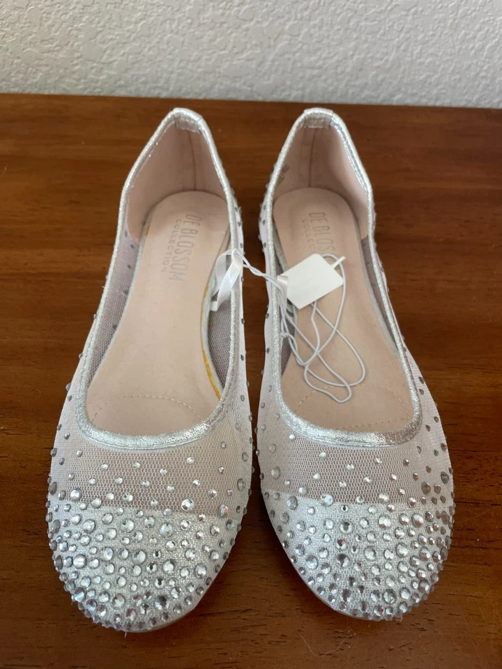 Zapatos planos de ballet adornados plateados para mujer De Blossom Collection talla 6,5 nuevos con etiquetas Foto 2 de 4