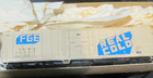 Custom Athearn HO sc  REAL COLD 57' Machanical Reefer Freight Car FGE 13295 — photo 1