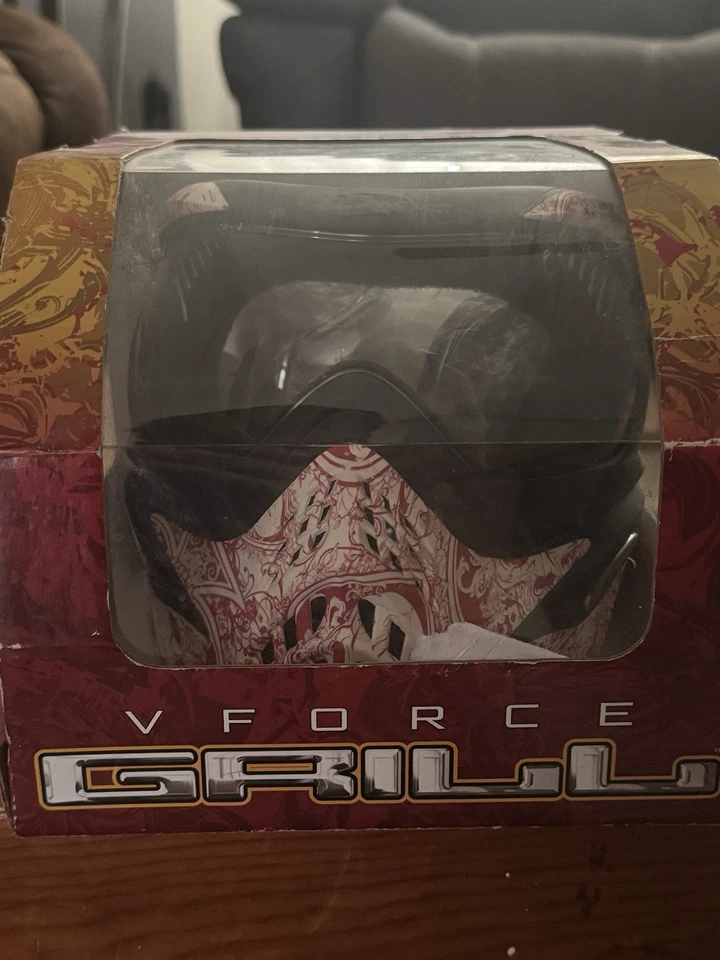 Máscara de paintball VForce Grill blanca y roja edición limitada Foto 3 de 3
