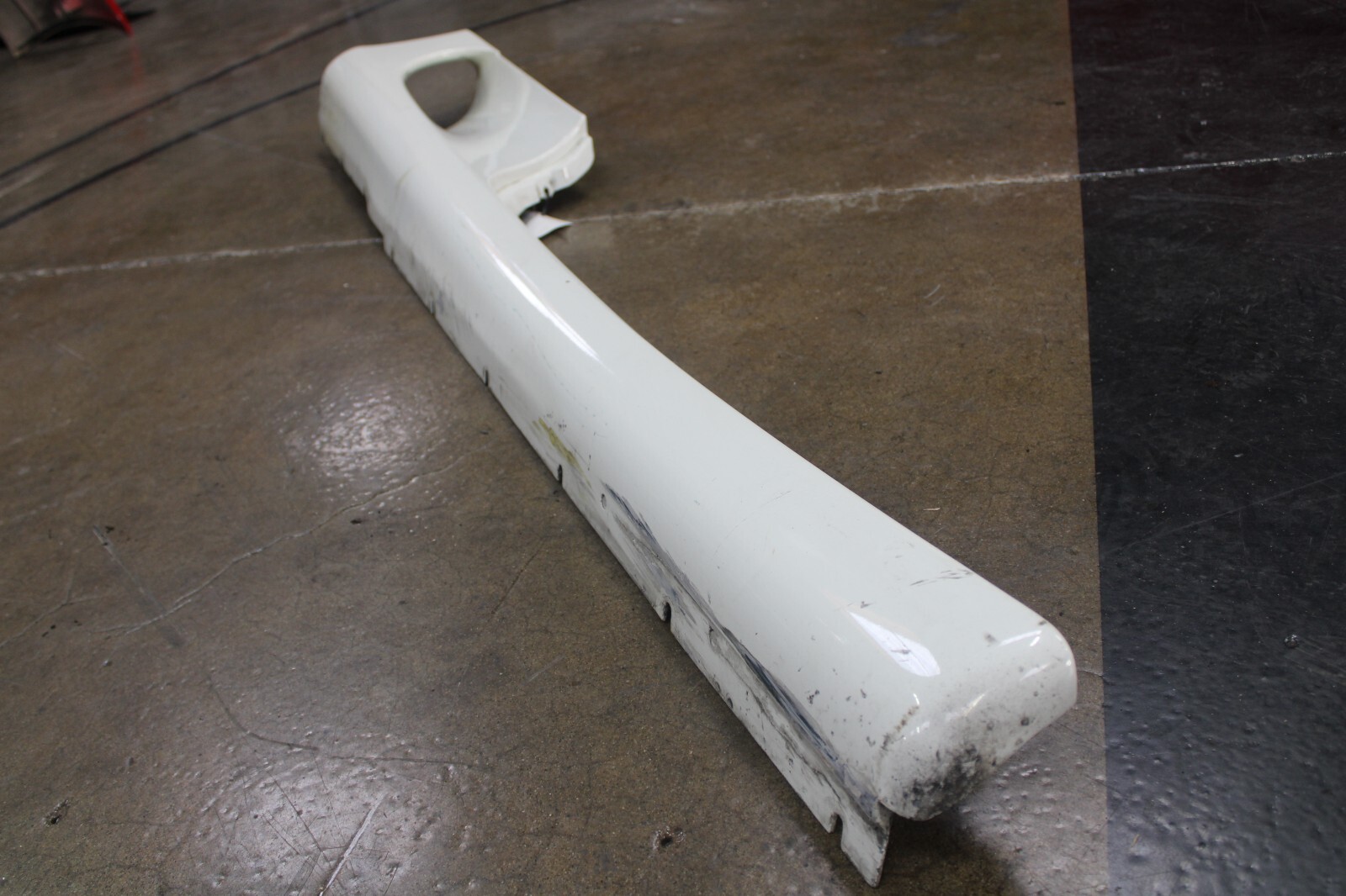 Ferrari 360, RH, Right, Rocker Panel, White, Scratches, Used