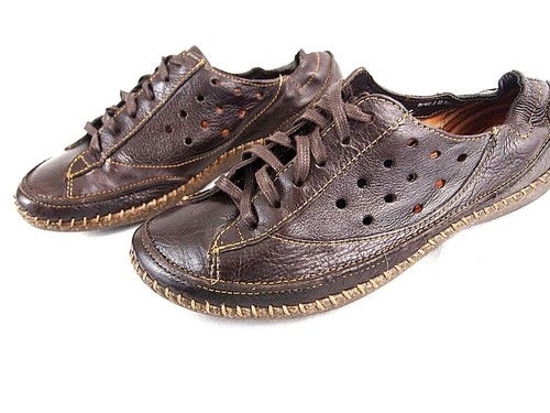 Born Leather Brown Shoes Oxfords Holes Squishy Heel Flats Womens 9M 9 M 41.5 - Picture 2 of 12