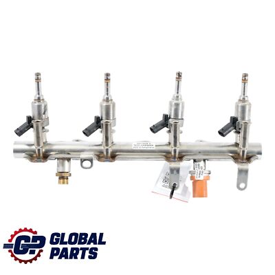 Audi TT 8J Kraft Stoff System Einspritz Schiene 06J133317M