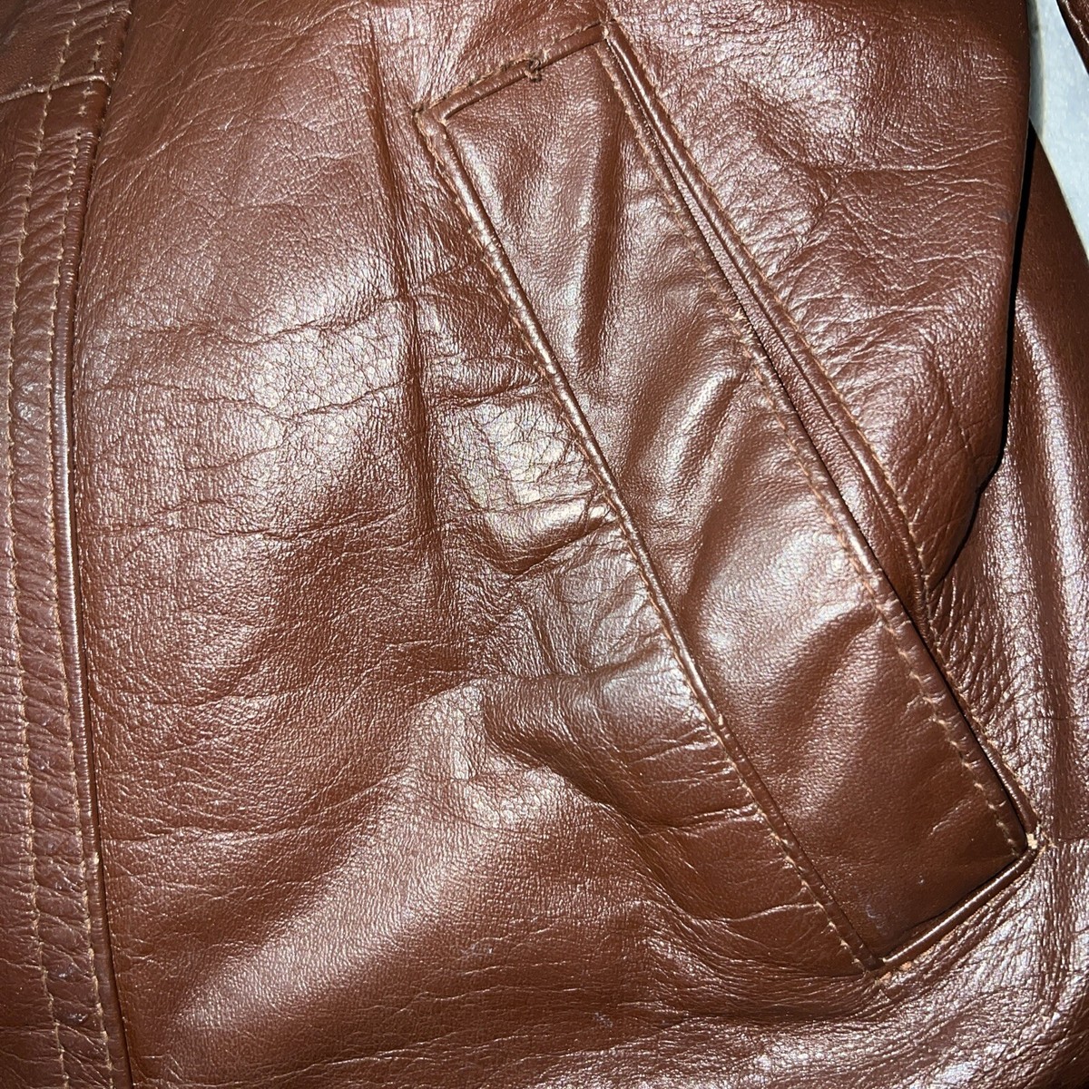 Vintage 80s Sears The Leather Shop Men 40 Reg Leather Lined Jacket