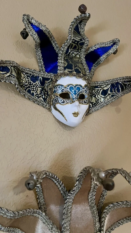Masquerade Mask From Venice Set Of 4 - Image 2 of 4