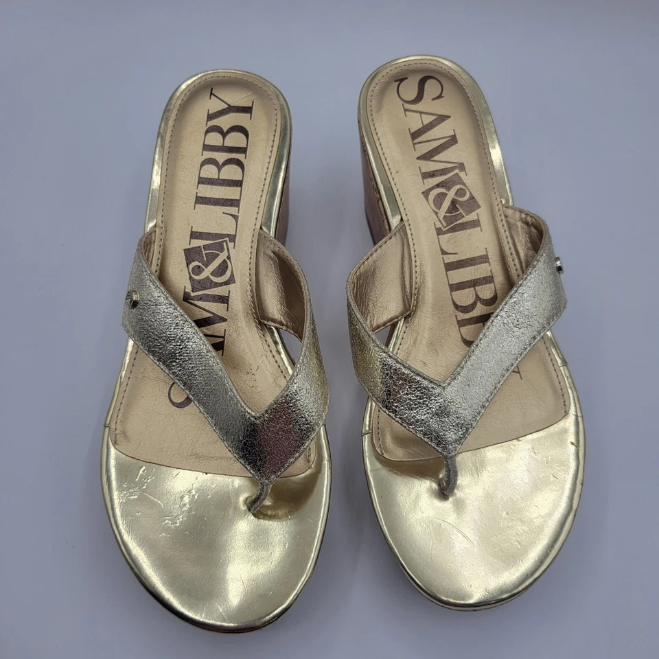 Sandalias Sam And Libby para mujer 6 informales sin cordones tanga corcho cuña cuero sintético dorado Foto 2 de 4