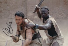 DJIMON HOUNSOU signed Autogramm 20x30cm GLADIATOR in Person autograph COA
