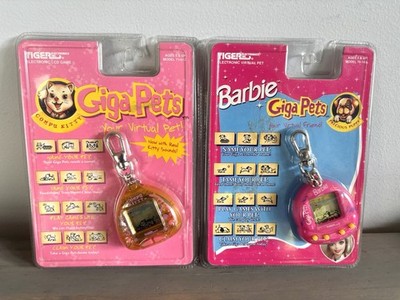 Vtg 1997 Tiger Electronics Giga Pets Virtual Compu Kitty & Barbie Precious Puppy