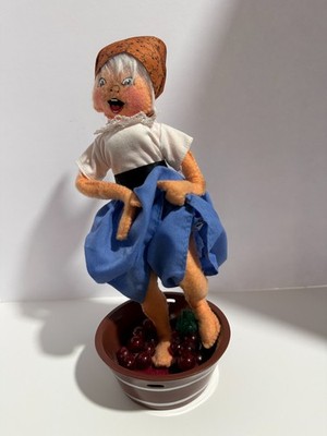 Annalee  Doll with Grape Barrel