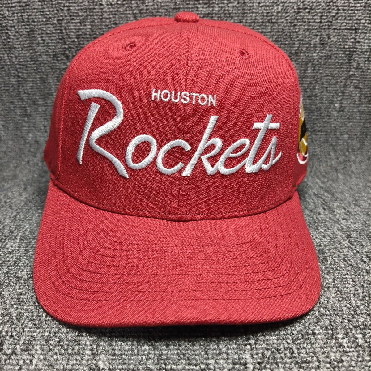 Mitchell & Ness Houston Rockets Red Snapback Cap NBA Hat