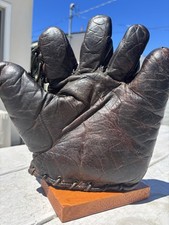 Vintage Antique Baseball Glove Mitt Víctor, Wright & Ditson Brand 1920s Grommet