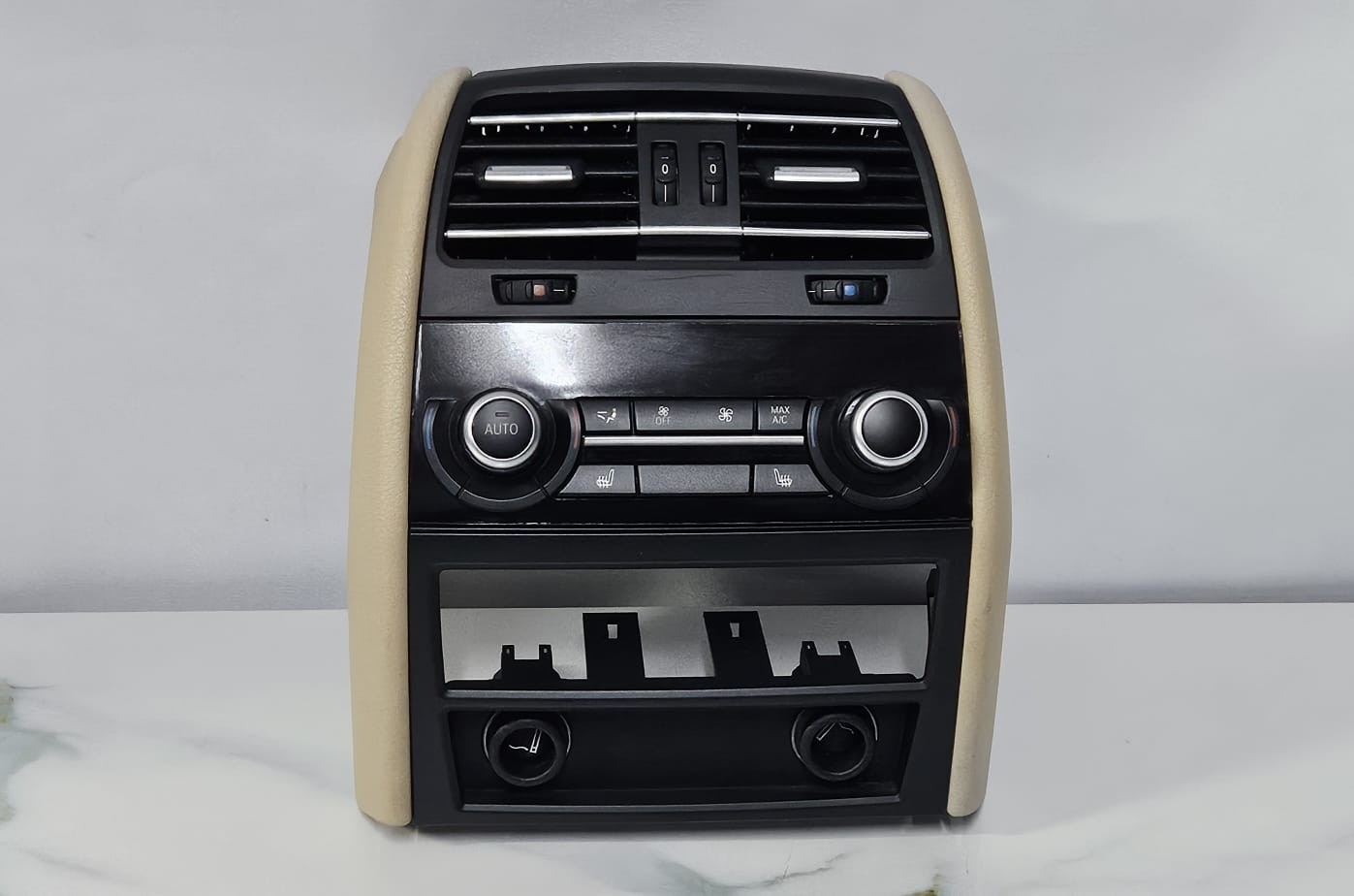 OEM BMW 7 F01 F02 F03 F04 Rear Air Vent Grill and control unit 9171270 9304719