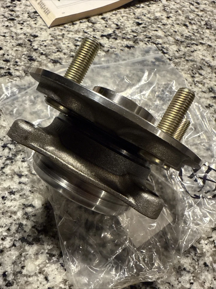 Front Left or Right Wheel Bearing Hub Assembly for Toyota Rav4 Mirai Scion TC - Image 4 of 4