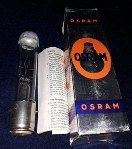 PROJEKTORLAMPE 220V 100W P28s Osram 58.8190E OVP / NOS?