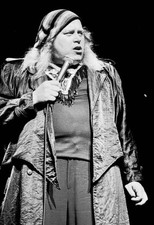 American comedian Sam Kinison performs at the Beacon Theatre New Y- Old Photo 5