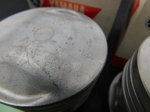 NOS Piston & Rings +.50, 2nd Over, - 1976 1977 Yamaha XS360 1L9-11636-00 - Picture 4 of 6