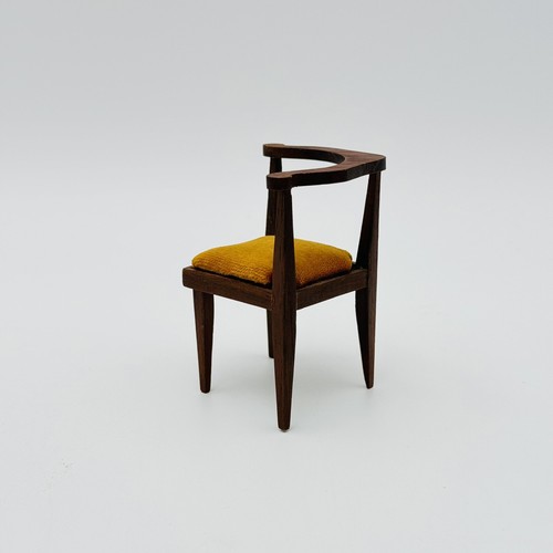 Miniature Dollhouse 1:12 Sonia Messer Gold Velvet Corner Chair Seat 3 Legs - Picture 5 of 13