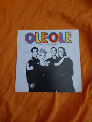 MARTA SANCHEZ OLE OLE . LOVE CRUSSADERS SINGLE FIRMADO . 