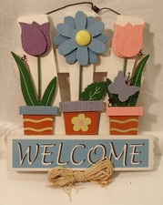 Welcome Home Decor Wooden Wall Hanging Garden Sign Potted Flowers/Tulips 8" x 9"