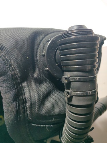 Genesis scuba Athena buoyancy control device (BCD) black size SMALL *DAMAGED* - Picture 10 of 14