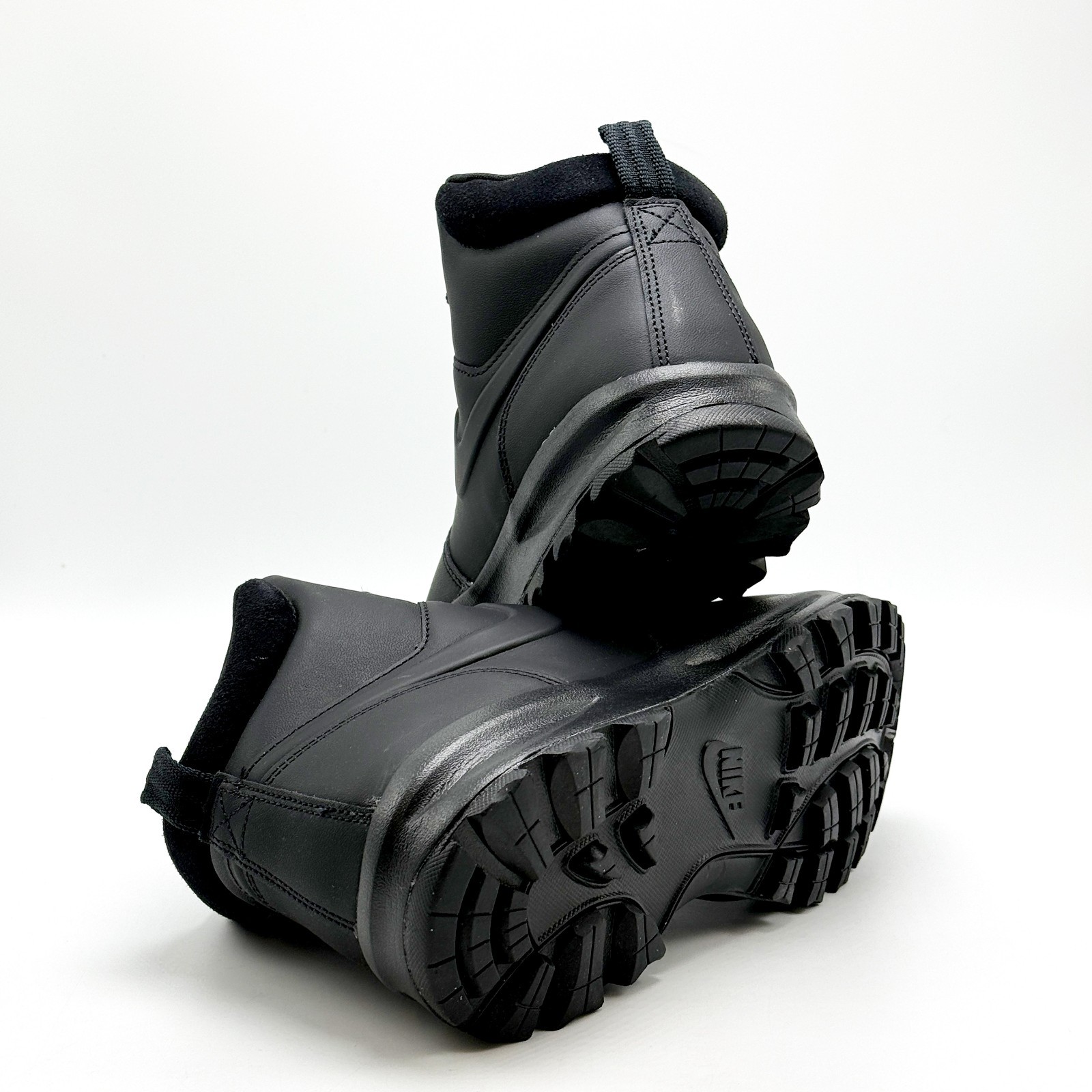 *NEW* Men Nike Manoa Leather Boots Black / Black (HF7095 001) 👍