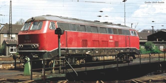 PIKO ~Diesellok BR 216 DB IV + PluX22 Dec. 52401