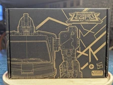 Hasbro Transformers Generations Selects DK-2 Guard MISB