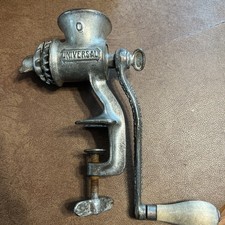 Vintage Universal No.0 L.F. & C New Britain Conn. USA Meat Grinder Food Chopper