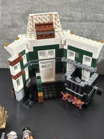 LEGO The Lone Ranger 79109 Colby City Showdown Set Bank And Mini Figures Only