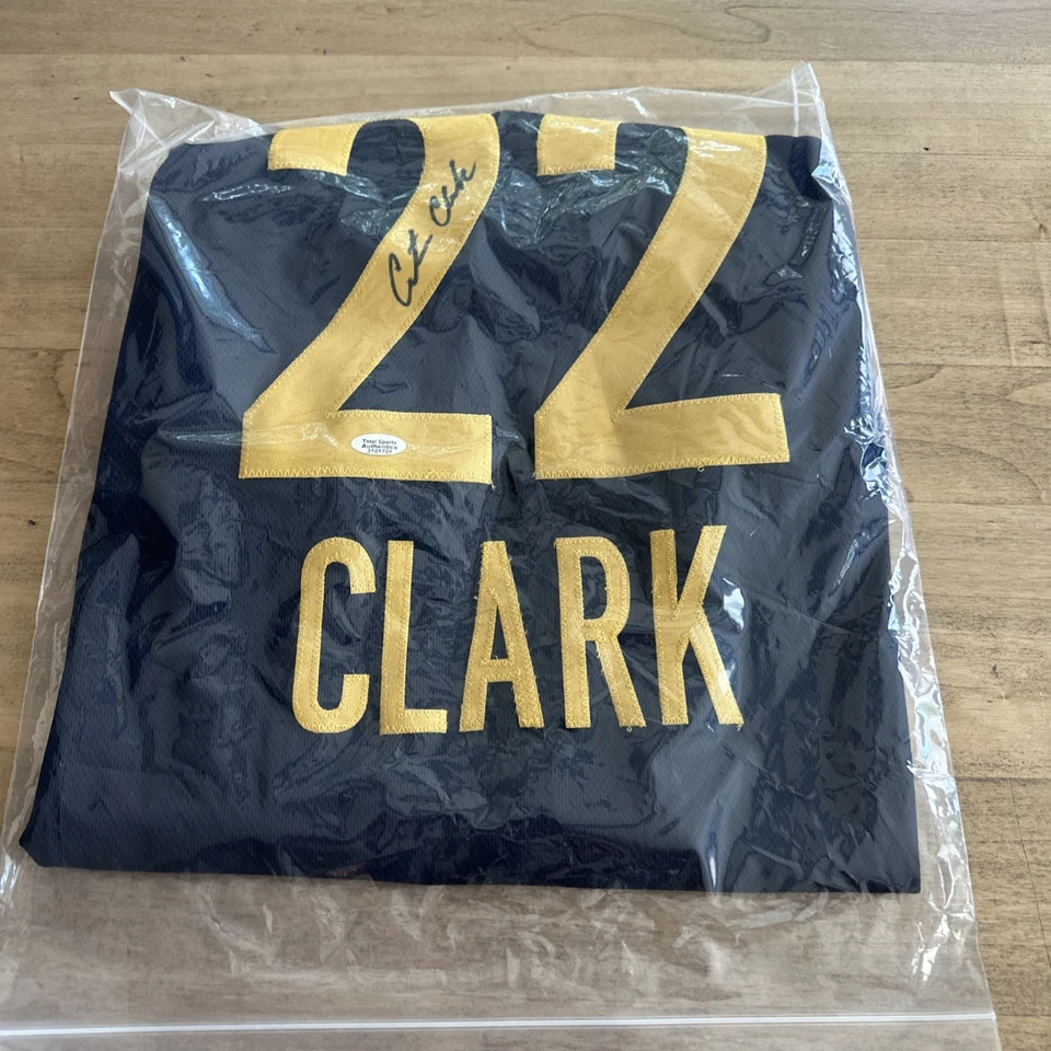 Caitlin Clark AUTOGRAPH Signed Indiana Fever Jersey w/COA - Image 3 of 4