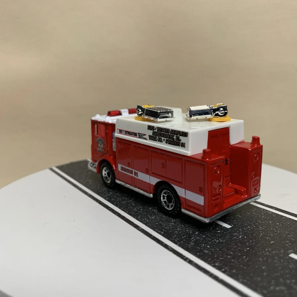 1995 Matchbox Shrewsbury Fire Convention Mack Power Fire Truck NM - Image 3 of 4