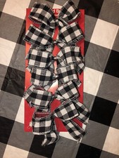 NEW Set of 6 BOWS Christmas ORNAMENTS White  Black Buffalo Check Plaid Fabric