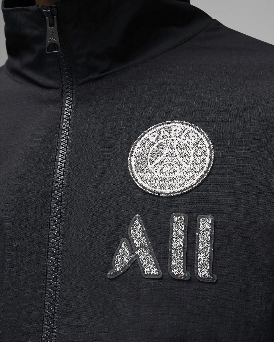 NEW Size M Air Jordan Paris Saint Germain PSG Black Anthem NEW Size M Air Jordan Paris Saint Germain PSG Black Anthem