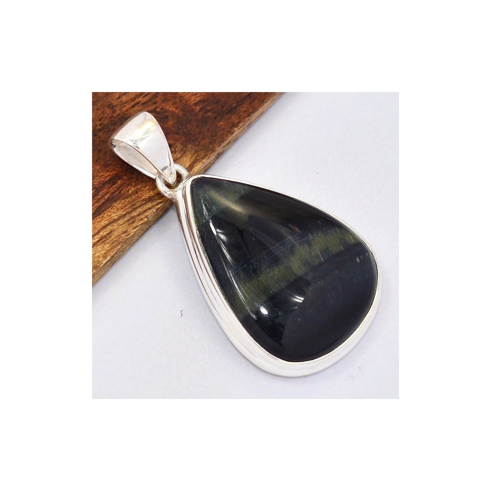 Pendentif goutte Oeil de Tigre bleu SK37.3 pour apaiser le stress au quotidien