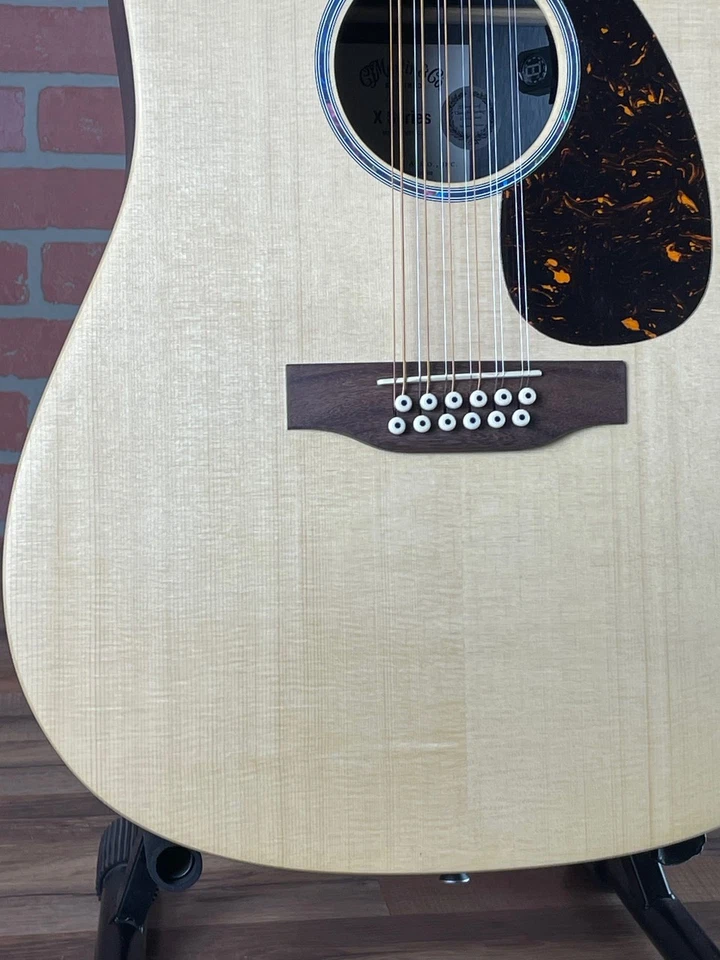 Guitarra eléctrica acústica brasileña Martin X-Series D-X2E de 12 cuerdas Foto 4 de 4