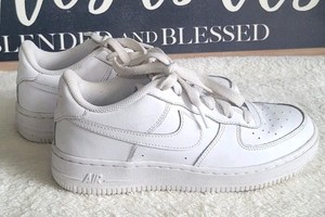 Nike Air Force 1 $115 White Sneaker's Sz 5Y Girl's