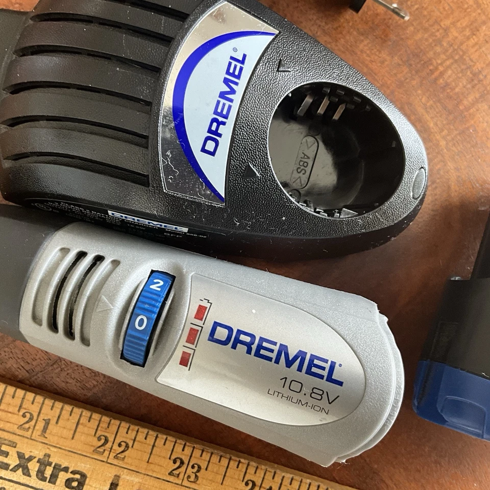 Dremel 10.8V Lithium-Ion Cordless Rotary Multitool Charger Battery Tested - Image 2 of 4