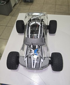 ECX AMP Horizon Hobby 1:10 2wd Monster Truck Kit Read Description 