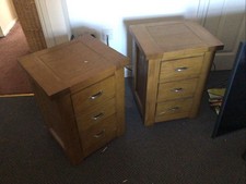 1 X Pair(2) American Oak 3-drawer Bedside Cabinets