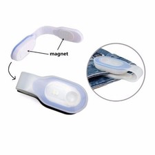 .LED Clip On Flashlight Silicone Night Light Backpack Light Pocket Work Light