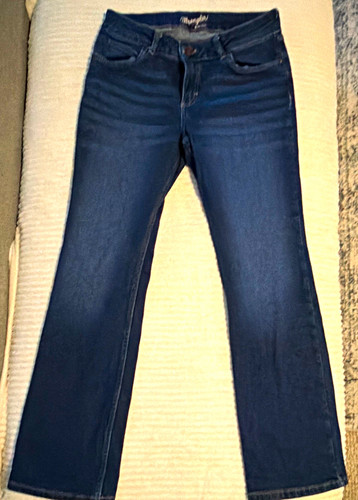 Wrangler Womens Bootcut Dark Wash Blue Stretch Denim Jeans Mid Rise 5-Pocket