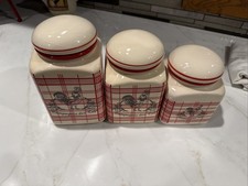 Campagnie des Cafe Rooster Kitchen storage